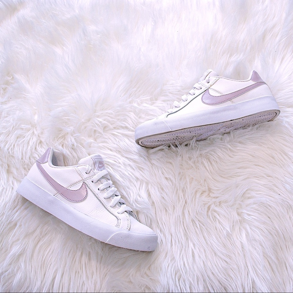 Nike Court Royale AC sneaker
